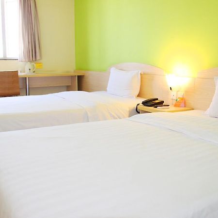7Days Inn Foshan Coach Terminal Eksteriør billede