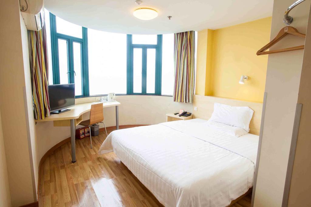 7Days Inn Foshan Coach Terminal Eksteriør billede