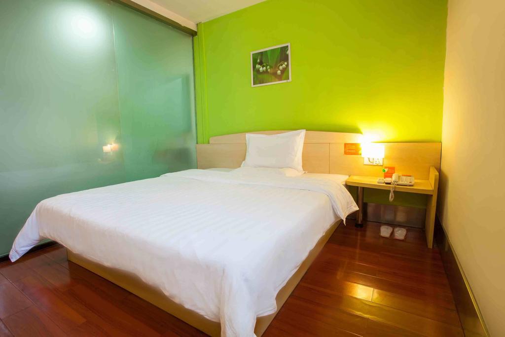 7Days Inn Foshan Coach Terminal Eksteriør billede